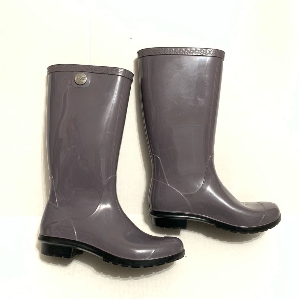 UGG Shaye Tall Light Purple Rain Boots Women’s Size 8